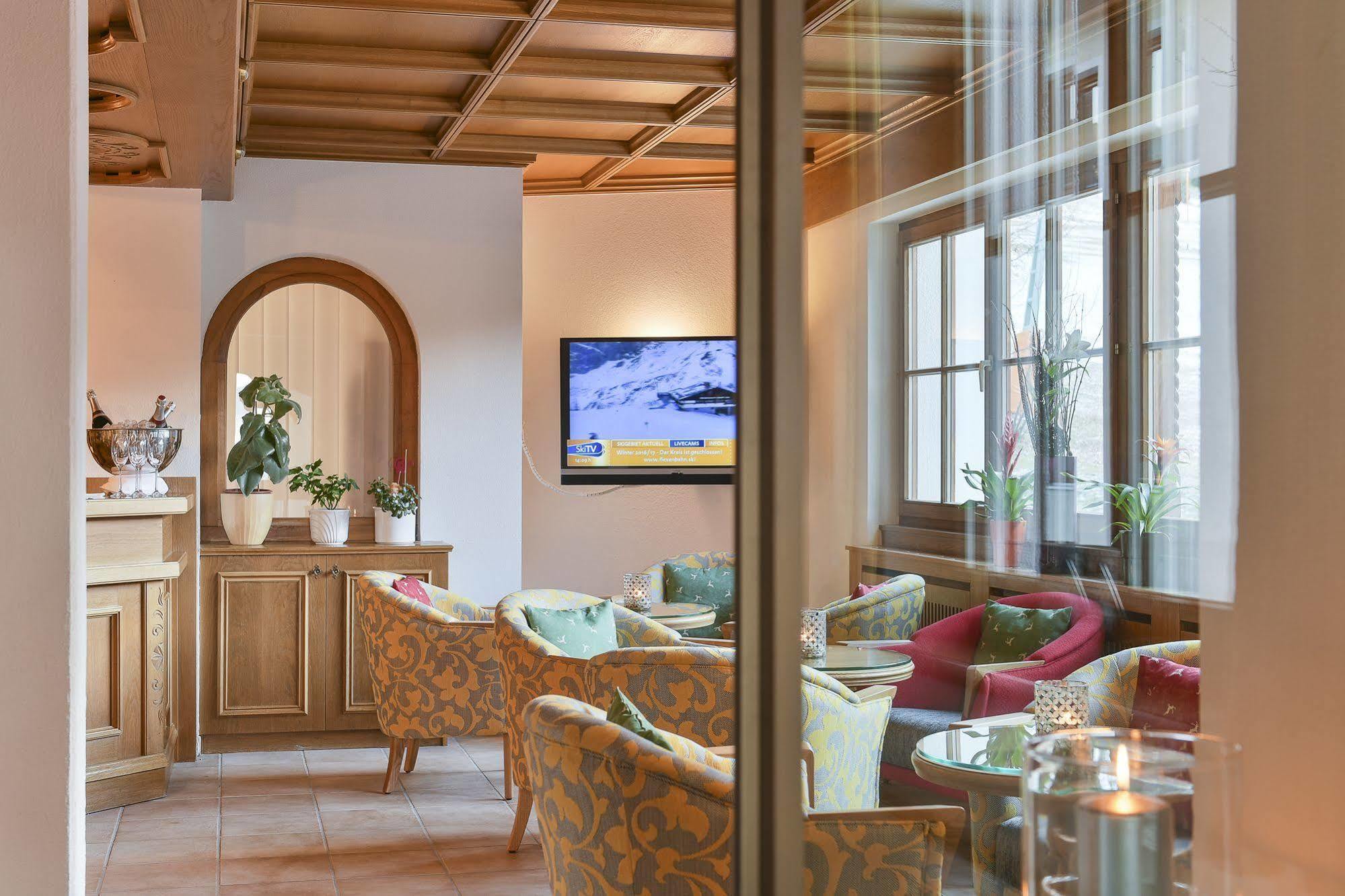Hotel Schwarzwand Lech am Arlberg Luaran gambar