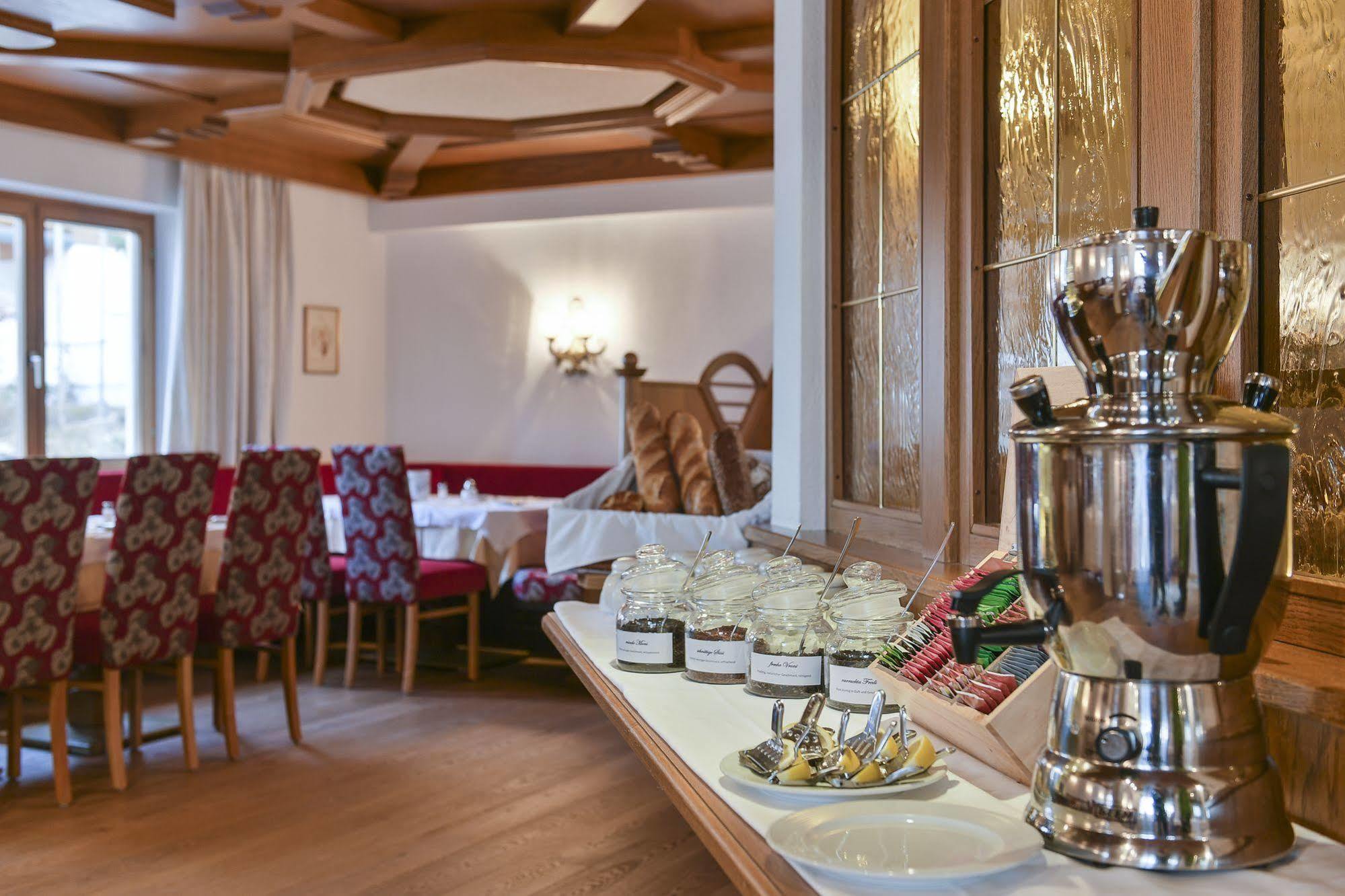 Hotel Schwarzwand Lech am Arlberg Luaran gambar